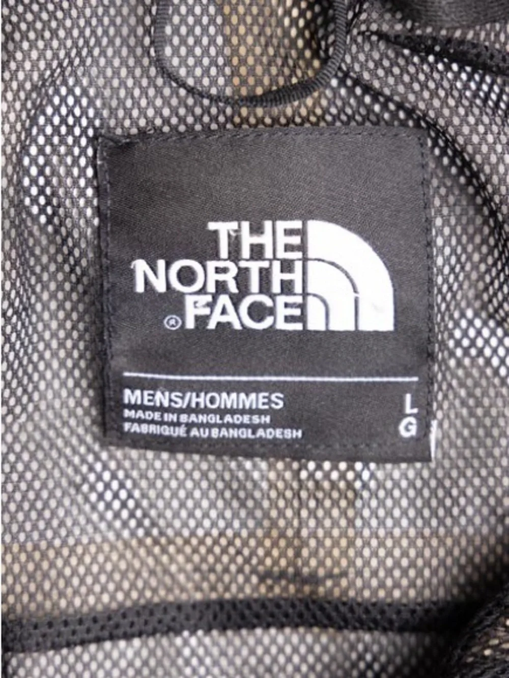 The North Face DryVent Rain Jacket Mens L Black Mesh Lined Resolve 2 Hooded Coat